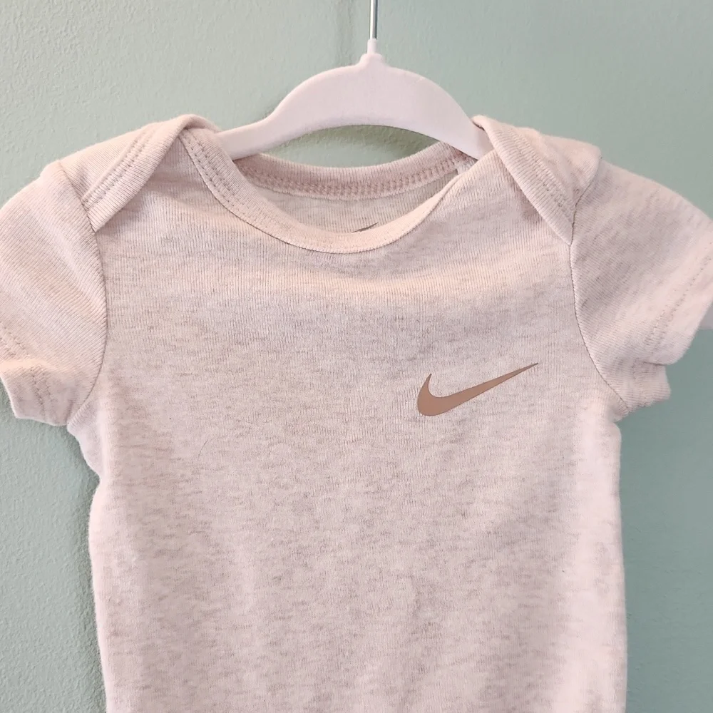 Nike Tan & Cream 2 Piece Bodysuit Set - Picture 2 of 13